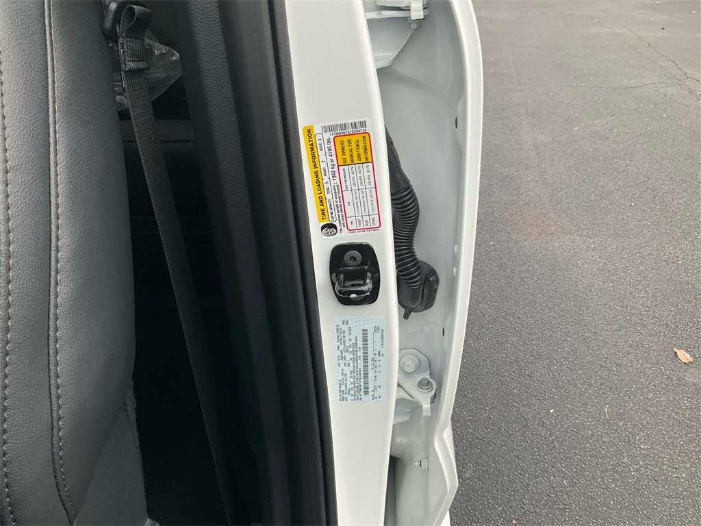 New 2026 Ford F350 Lariat w/ Chrome Package image 17