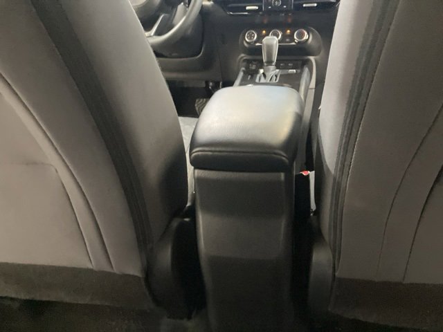 Used 2025 Nissan Kicks SV image 24