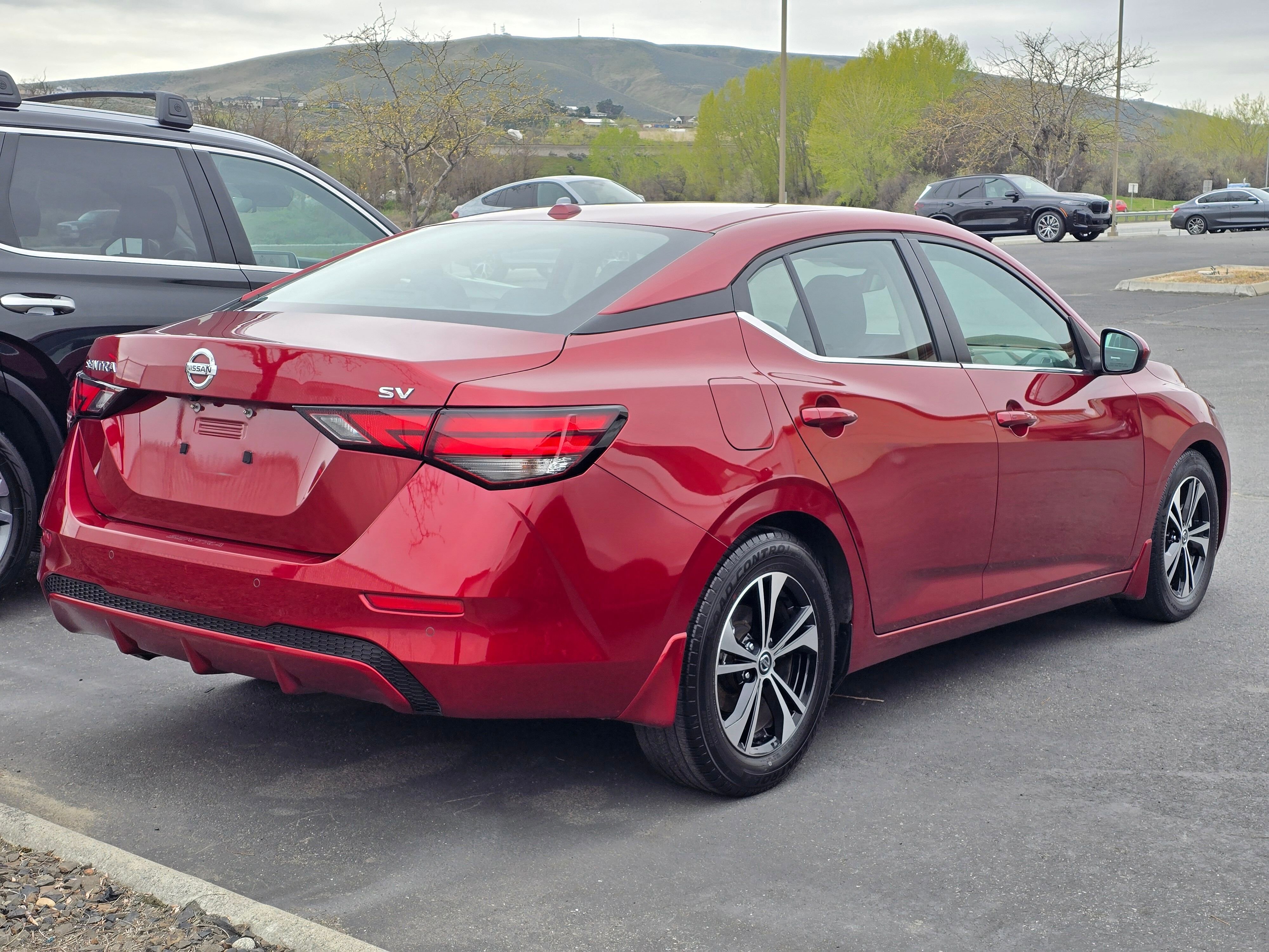 Used 2021 Nissan Sentra SV image 5