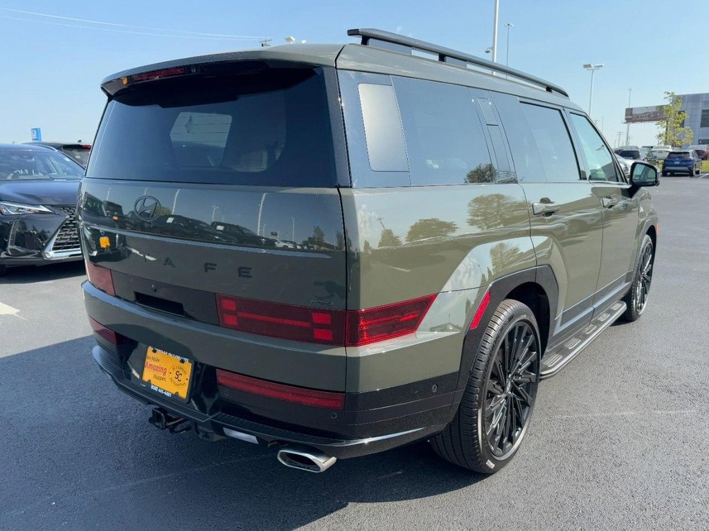 Used 2025 Hyundai Santa Fe Calligraphy image 3