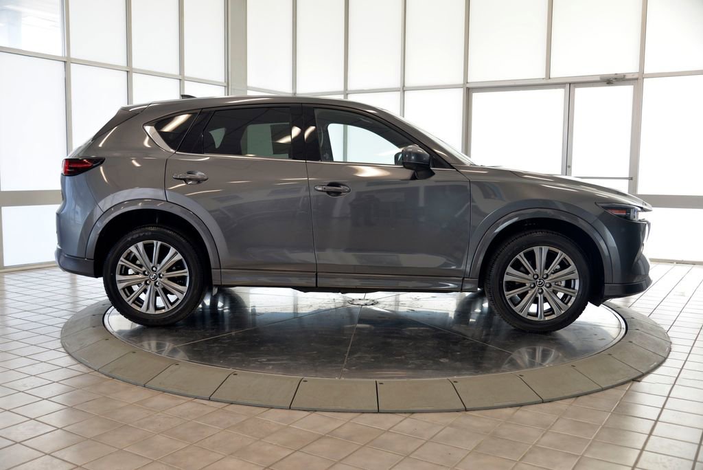 Certified 2025 MAZDA CX-5 Signature AWD/4WD image 9