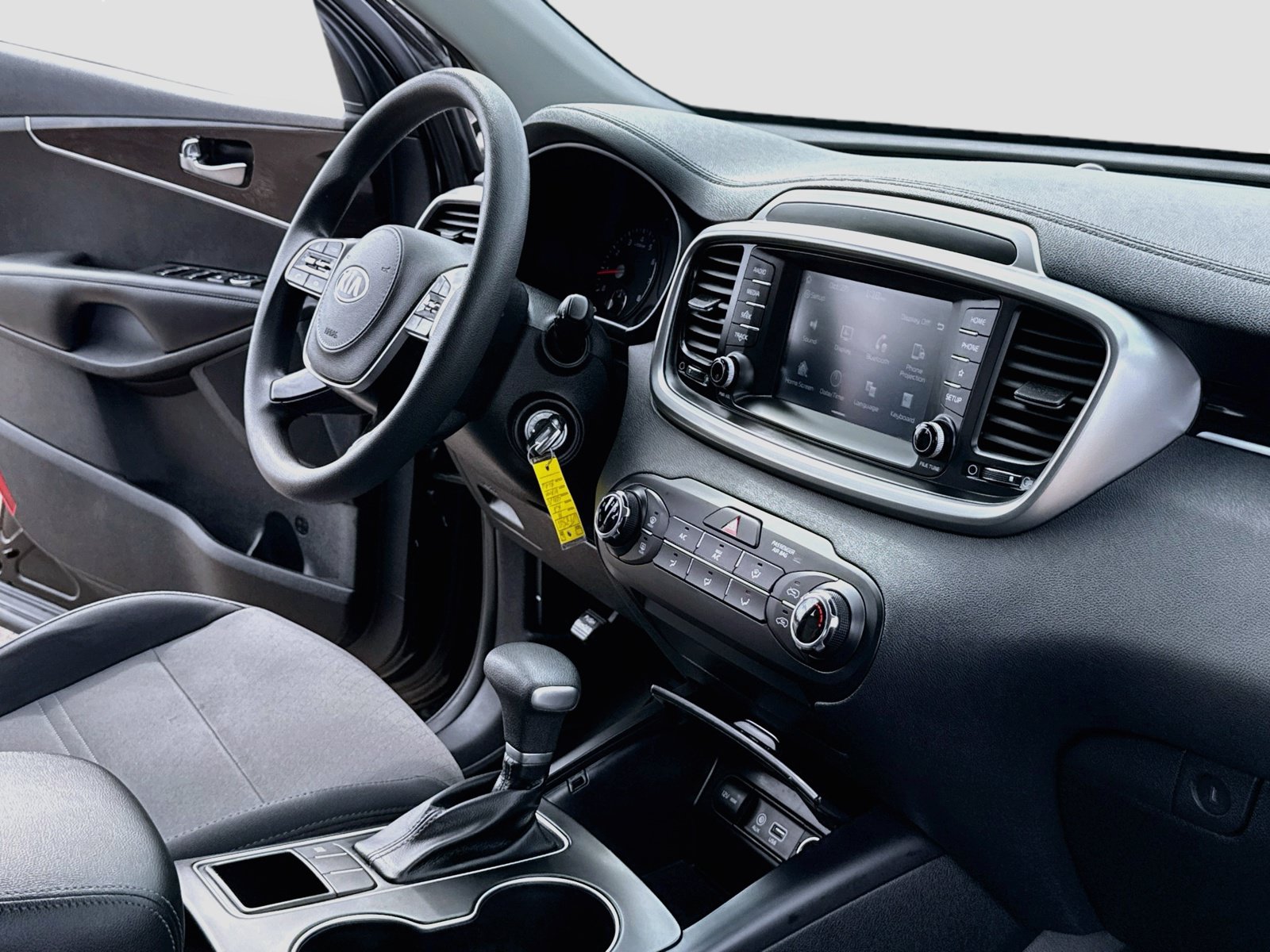 Used 2019 Kia Sorento L FWD image 15