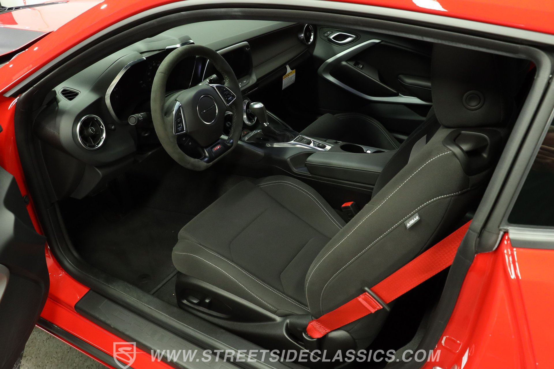 Used 2024 Chevrolet Camaro SS RWD image 4