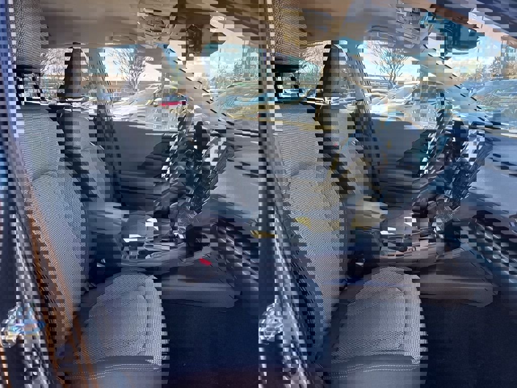 Used 2024 Subaru Crosstrek 2.0i Premium image 27