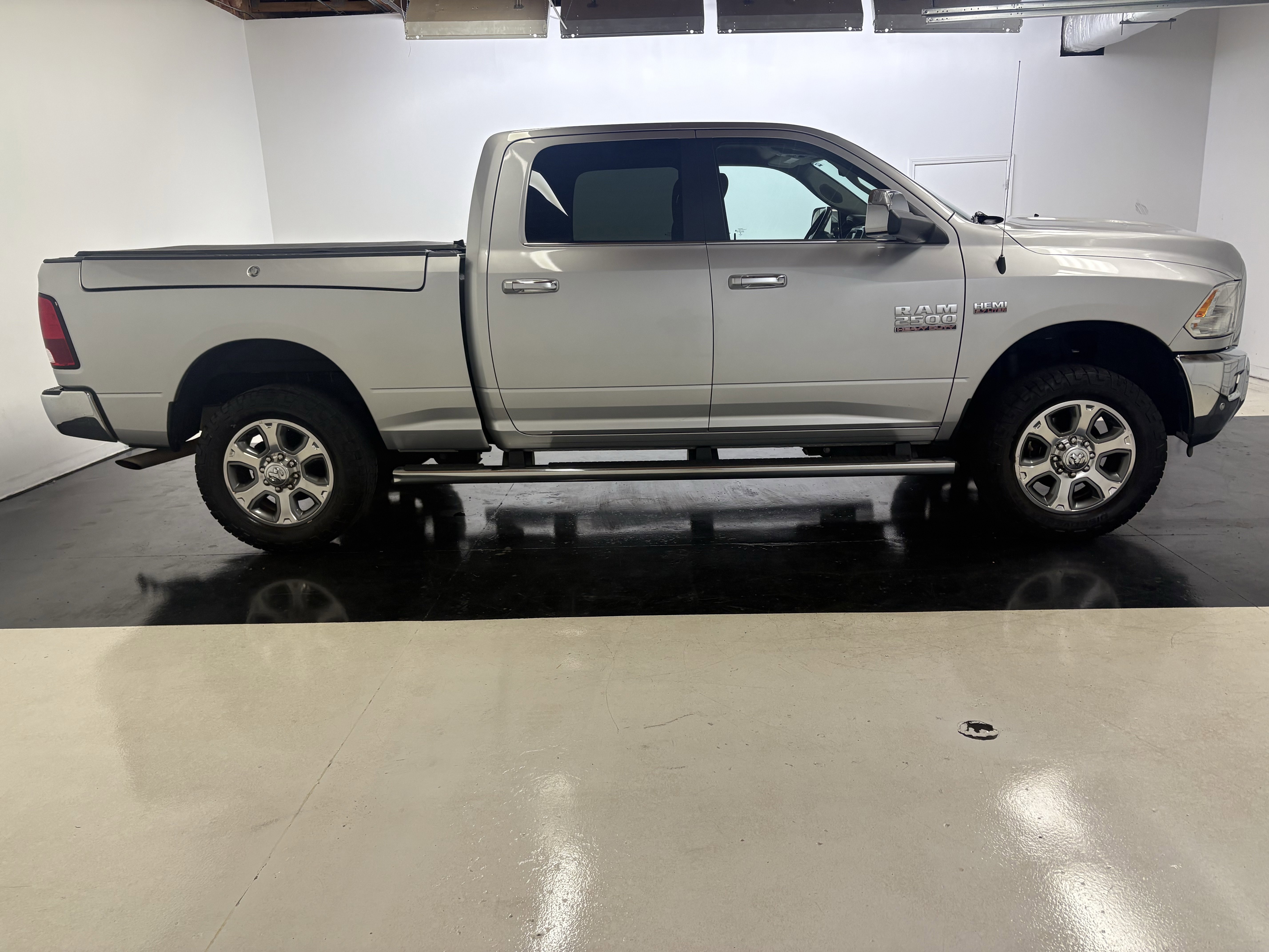 Used 2018 RAM 2500 Big Horn image 9