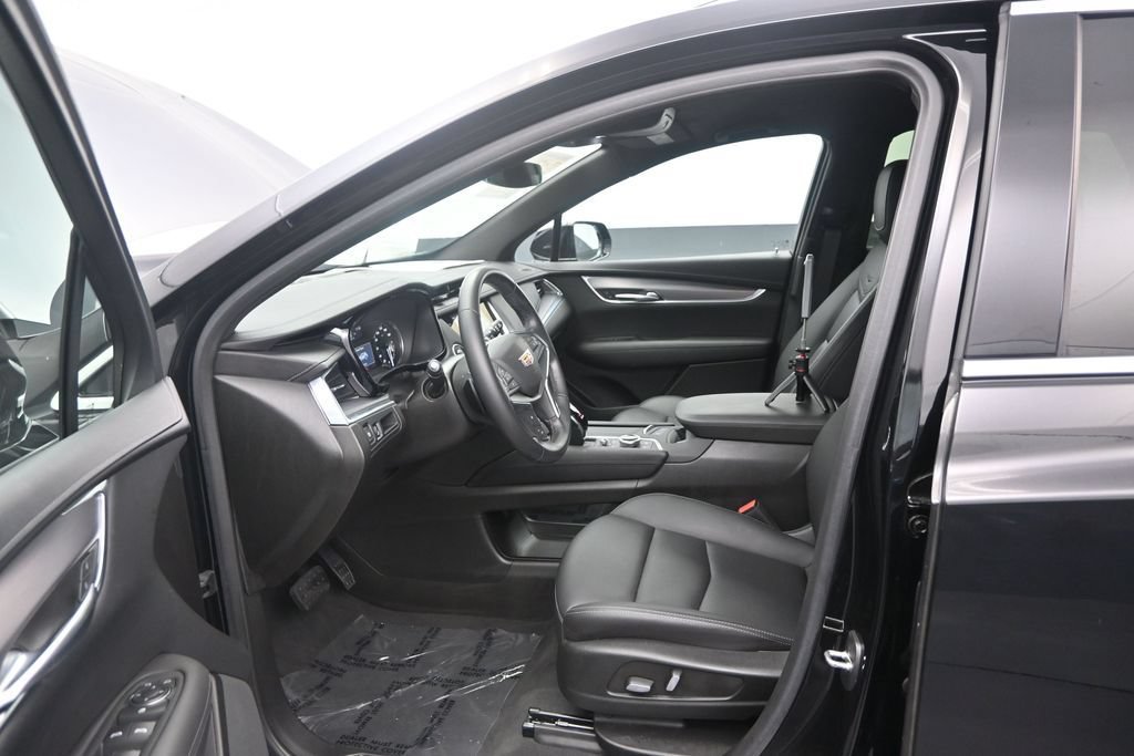 Used 2023 Cadillac XT5 Luxury FWD image 10