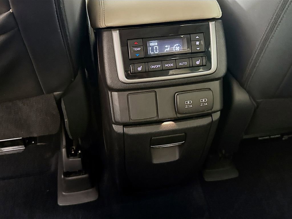 Used 2019 Subaru Ascent Limited w/ Popular Package #2A AWD/4WD image 30