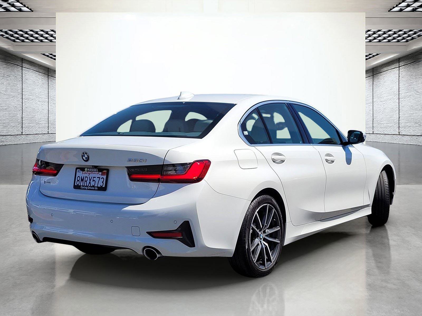 Used 2020 BMW 330i Sedan w/ Convenience Package RWD image 7