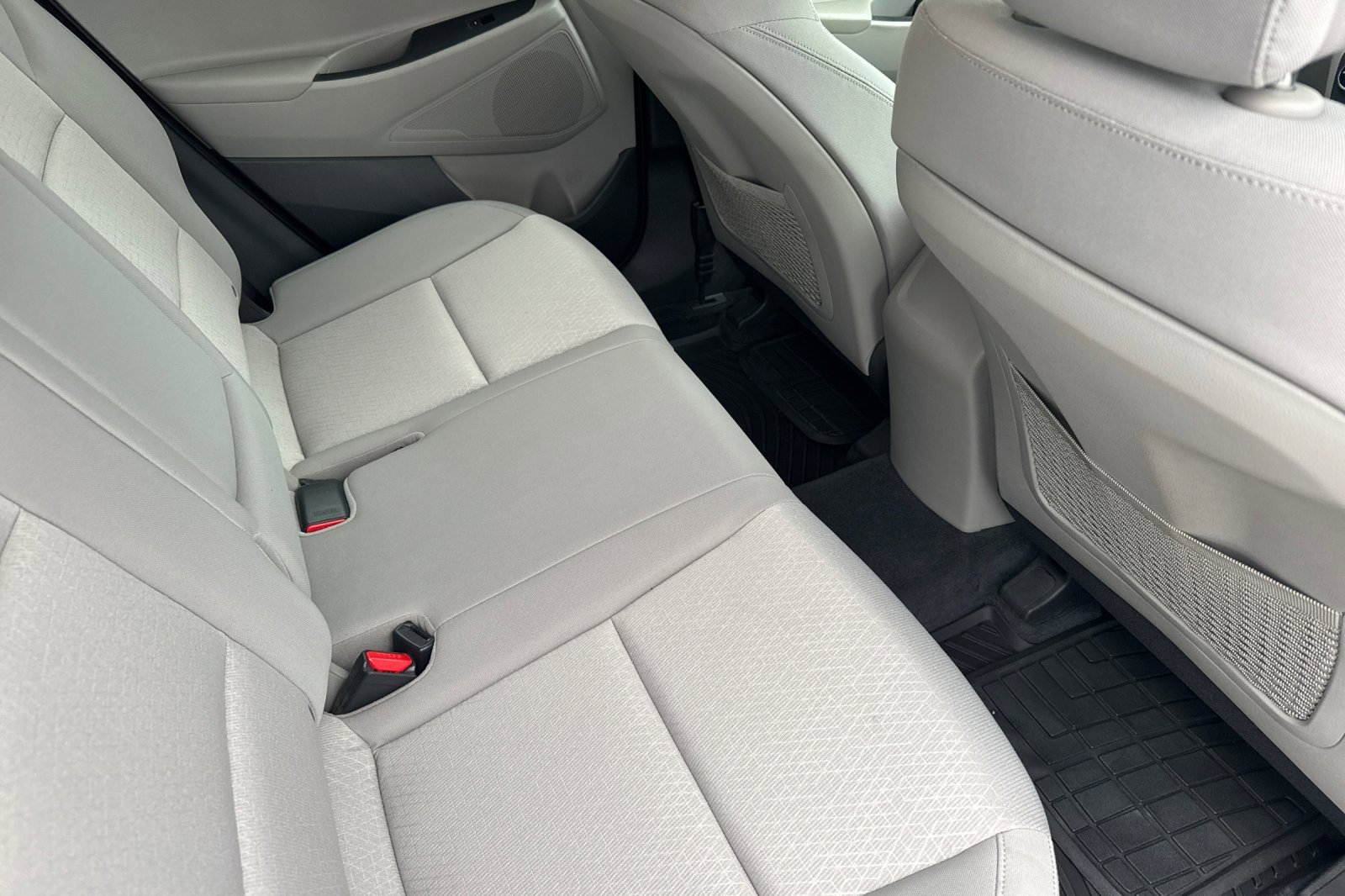 Used 2017 Hyundai Tucson SE image 18