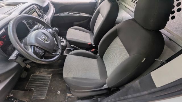 Used 2020 RAM ProMaster City Tradesman FWD image 14
