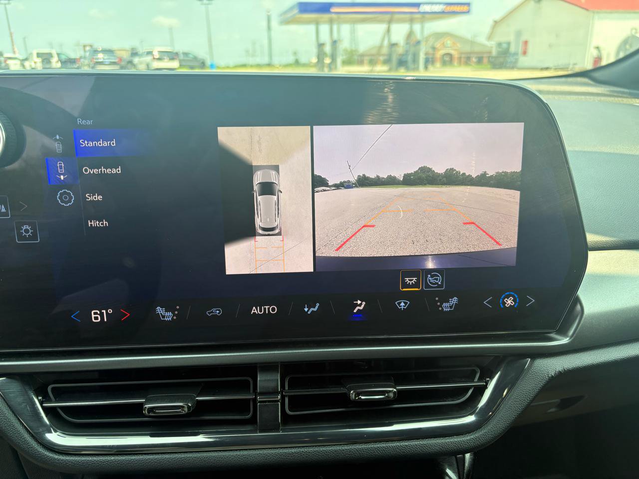 Used 2024 Chevrolet Equinox EV RS FWD image 24