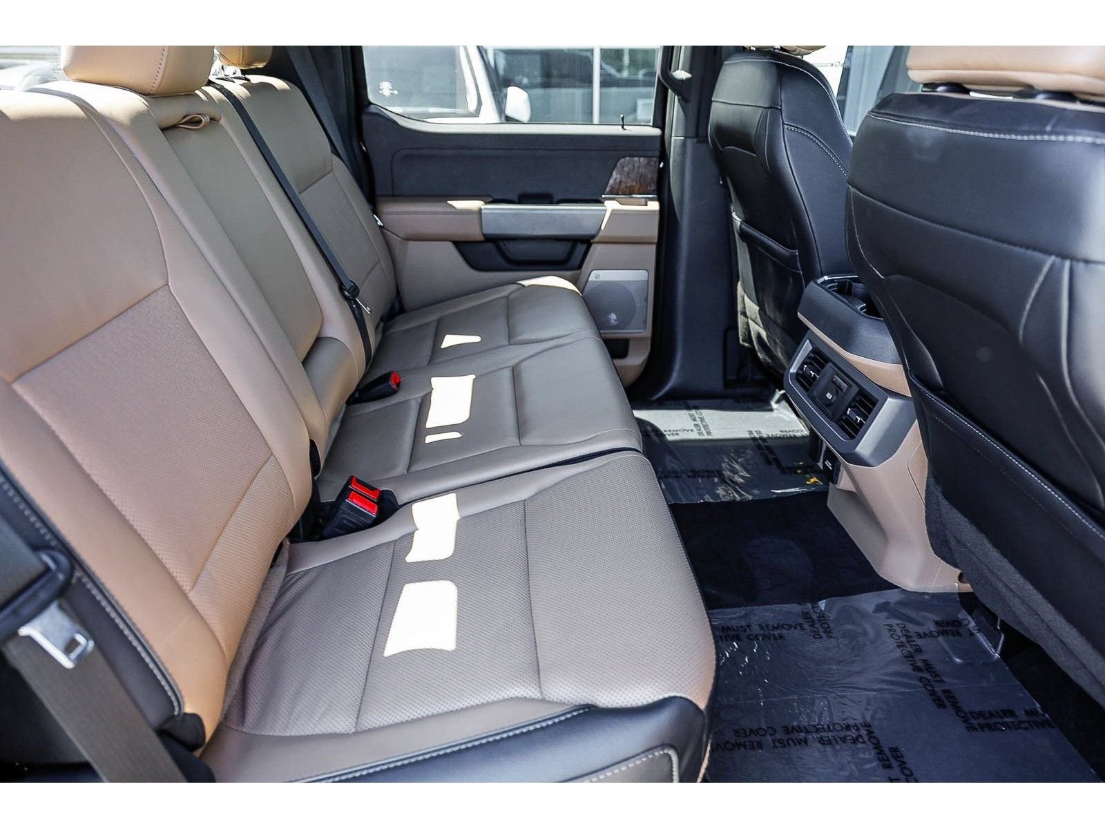 Used 2023 Ford F250 Lariat AWD/4WD image 18