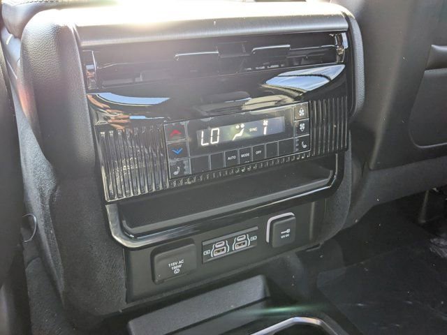 New 2026 Jeep Grand Wagoneer Limited image 16