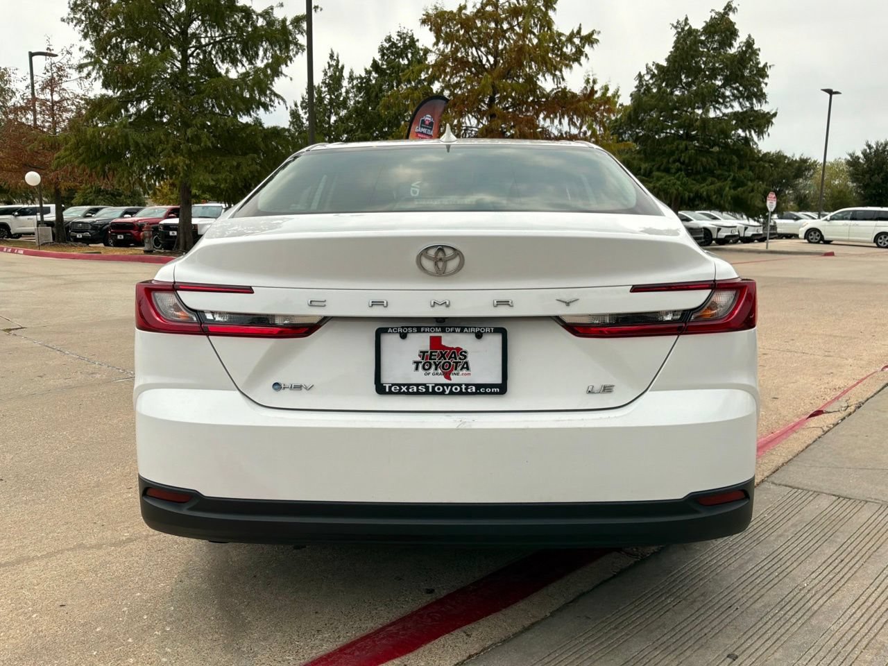 Used 2025 Toyota Camry LE FWD image 7