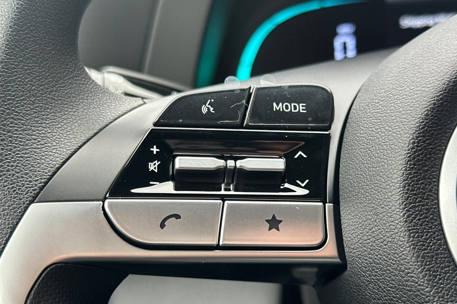 Used 2026 Hyundai Elantra Hybrid FWD image 31