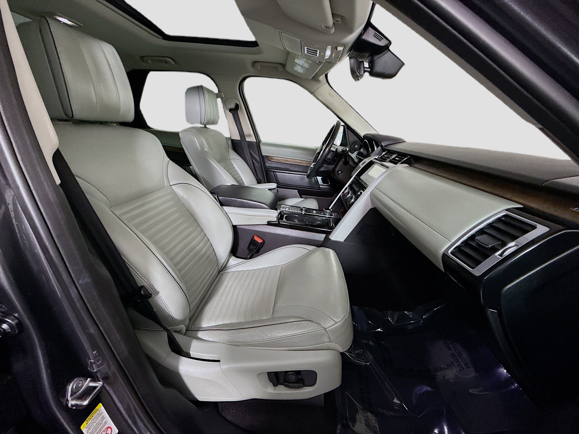 Used 2017 Land Rover Discovery HSE Luxury image 29