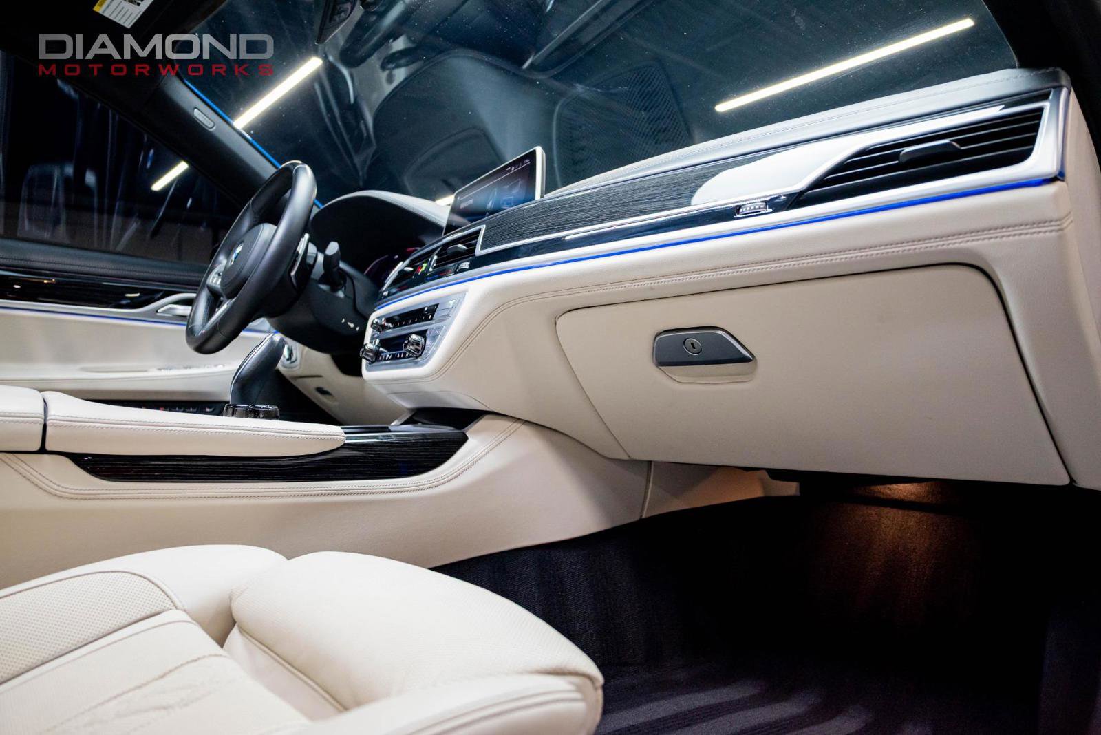 Used 2021 BMW 750i xDrive w/ Executive Package image 88