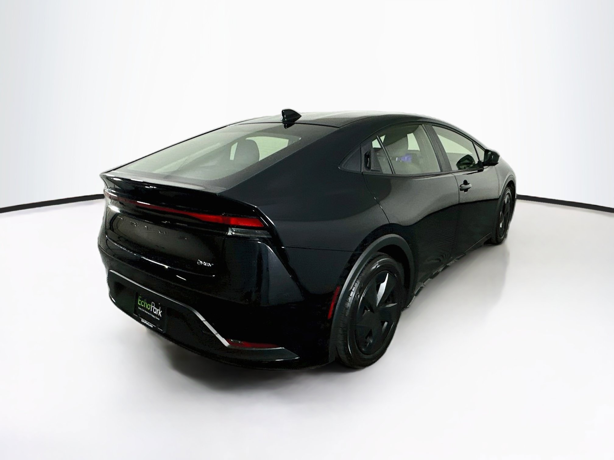 Used 2026 Toyota Prius LE FWD image 9