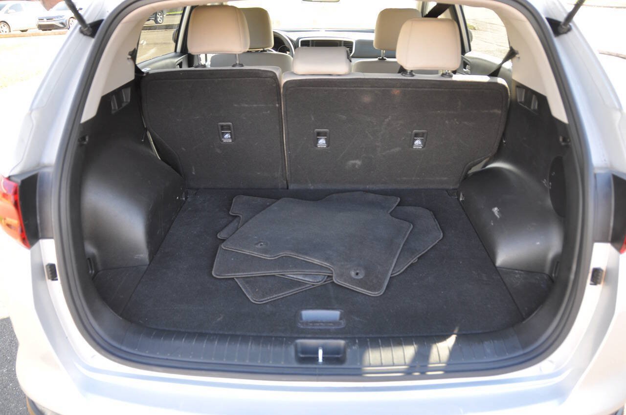 Used 2021 Kia Sportage LX FWD image 24