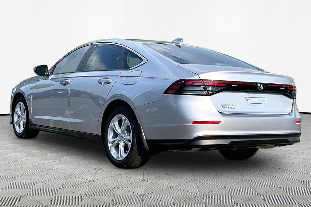 Used 2025 Honda Accord LX image 5