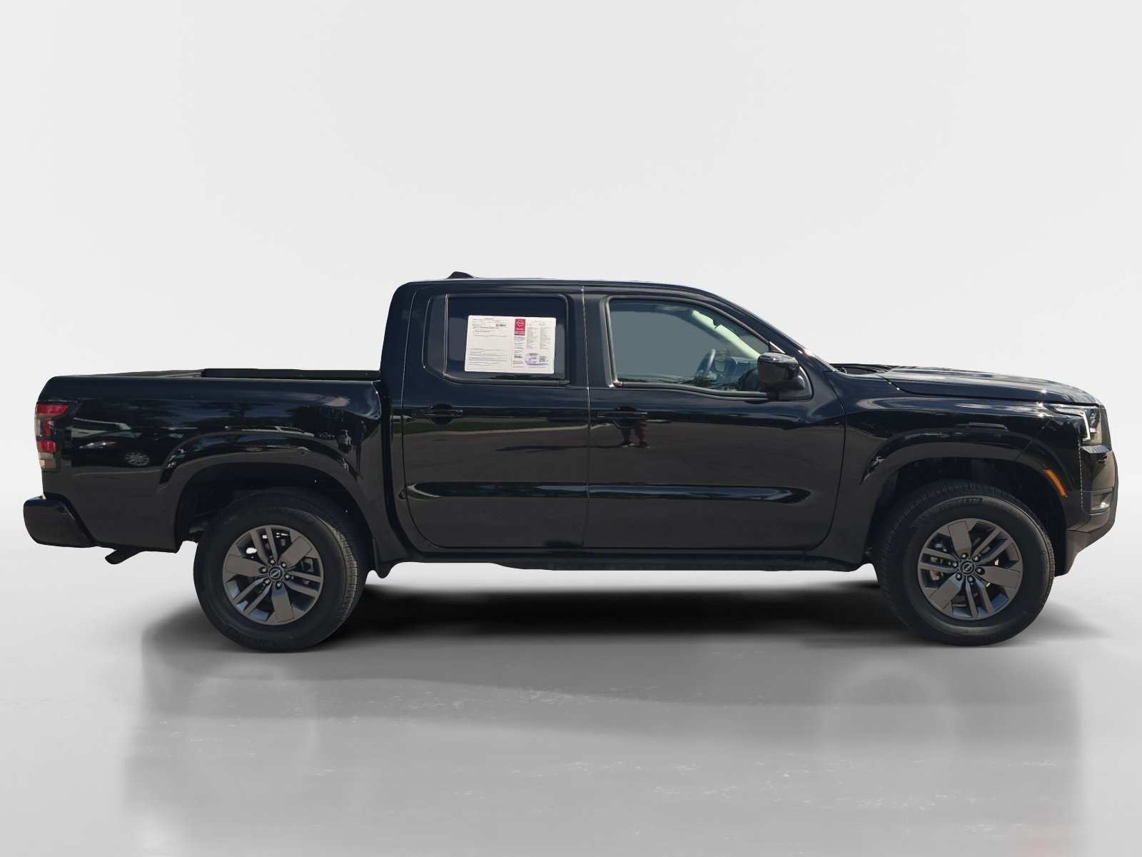 Certified 2025 Nissan Frontier SV AWD/4WD image 7