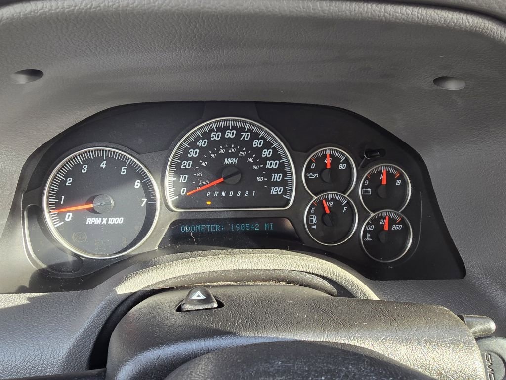Used 2006 GMC Envoy Denali image 15