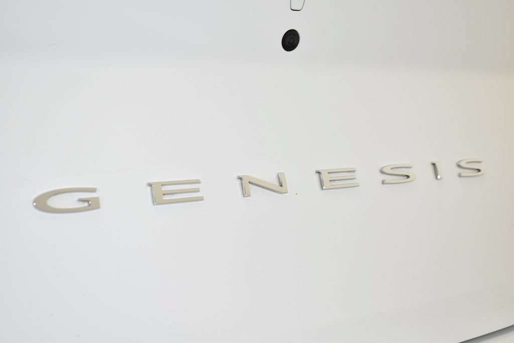 Used 2025 Genesis G70 2.5T AWD/4WD image 10