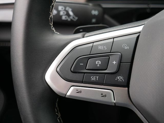 Certified 2025 Volkswagen Atlas SEL image 25