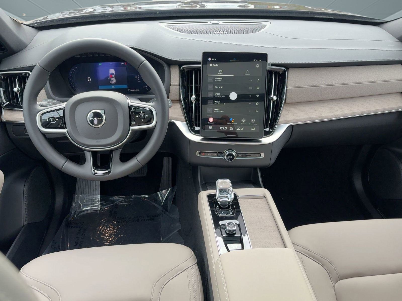 New 2026 Volvo XC90 B6 Plus image 25