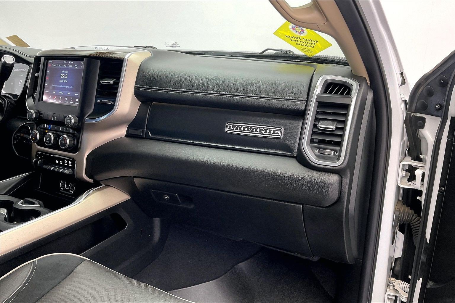 Used 2020 RAM 2500 Laramie AWD/4WD image 15
