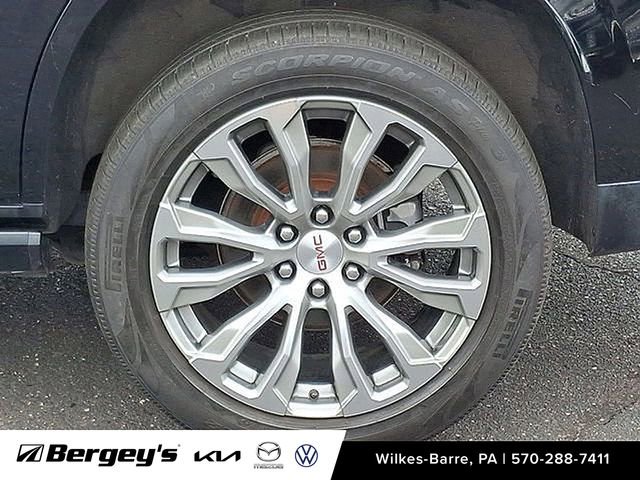 Used 2021 GMC Yukon Denali w/ Denali Premium Package image 37