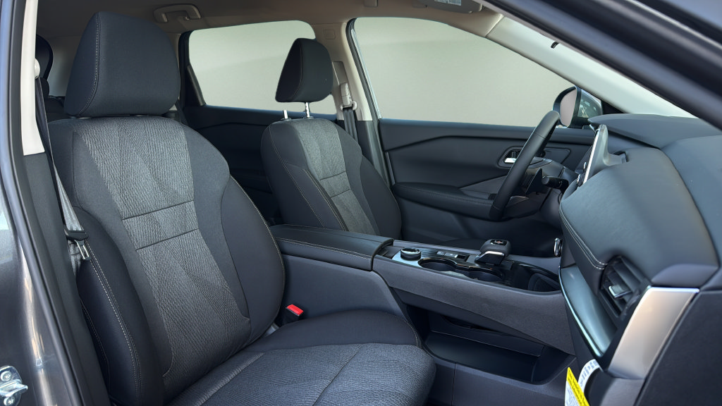 New 2026 Nissan Rogue SV AWD/4WD image 11