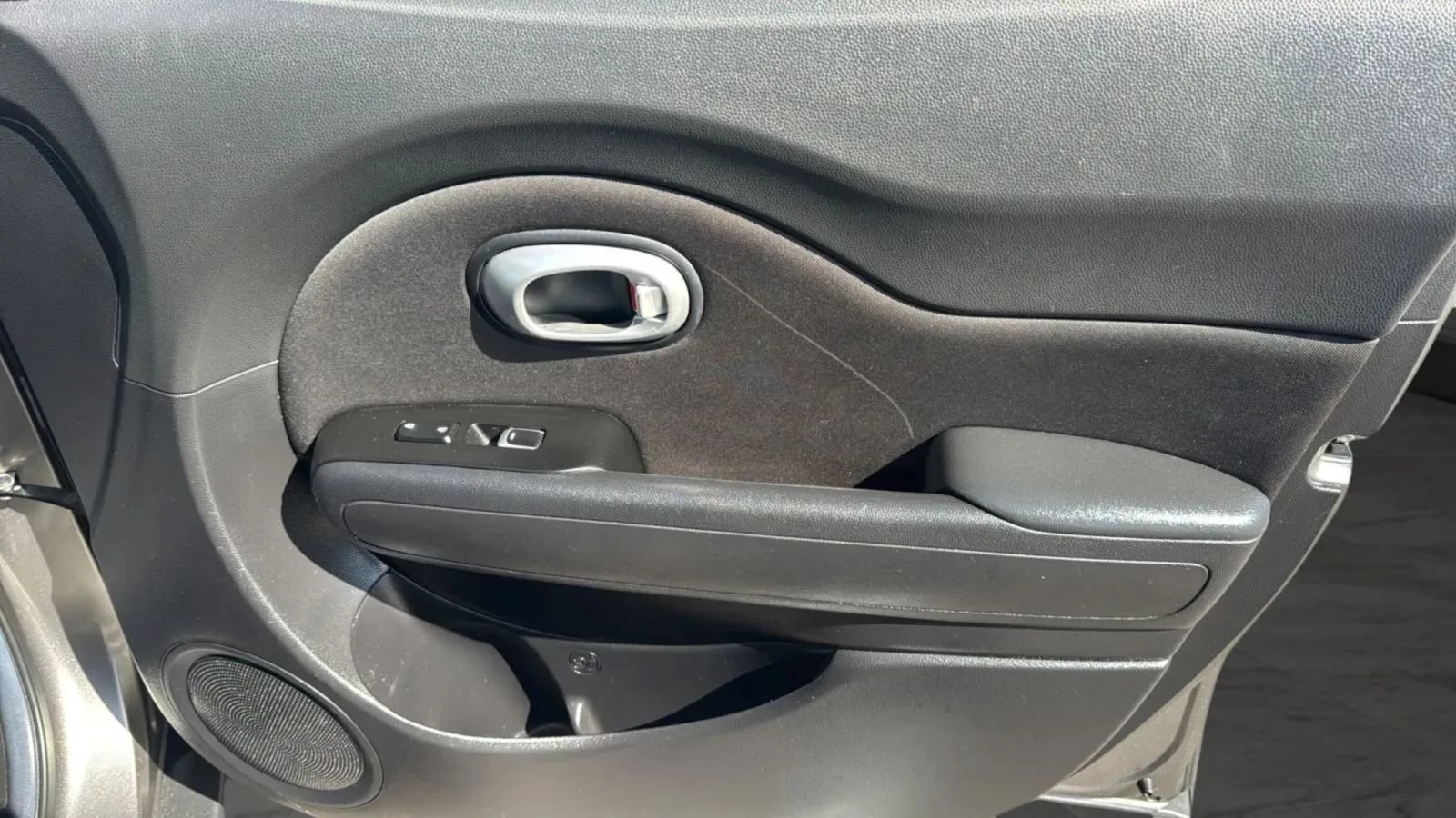 Used 2018 Kia Soul FWD image 22