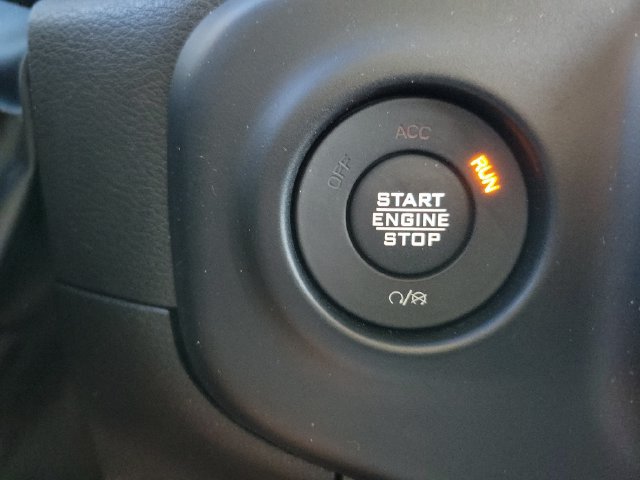 Used 2023 Jeep Gladiator Overland AWD/4WD image 57