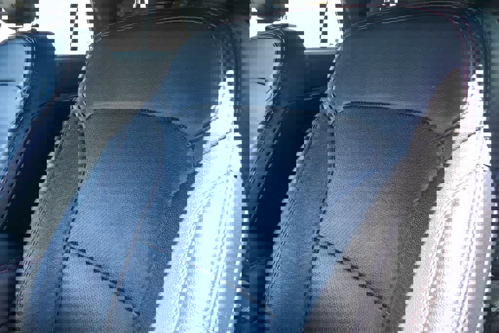 Used 2019 Ford Explorer Sport image 12