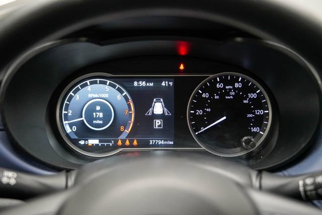 Used 2024 Nissan Versa SV image 32