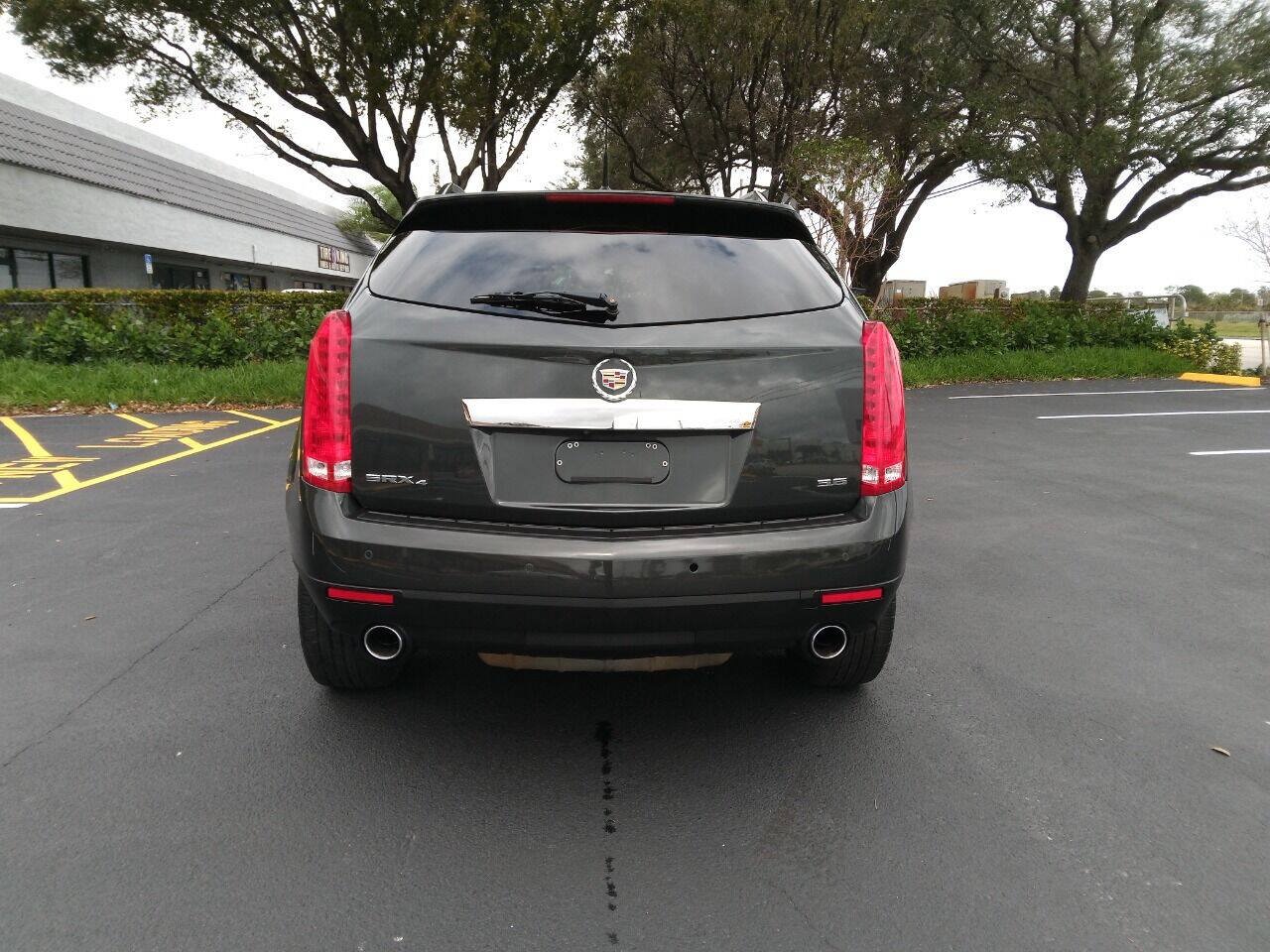 Used 2014 Cadillac SRX Performance AWD/4WD image 4