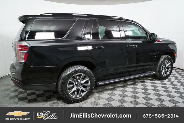 Used 2024 Chevrolet Tahoe Z71 w/ Luxury Package AWD/4WD image 2