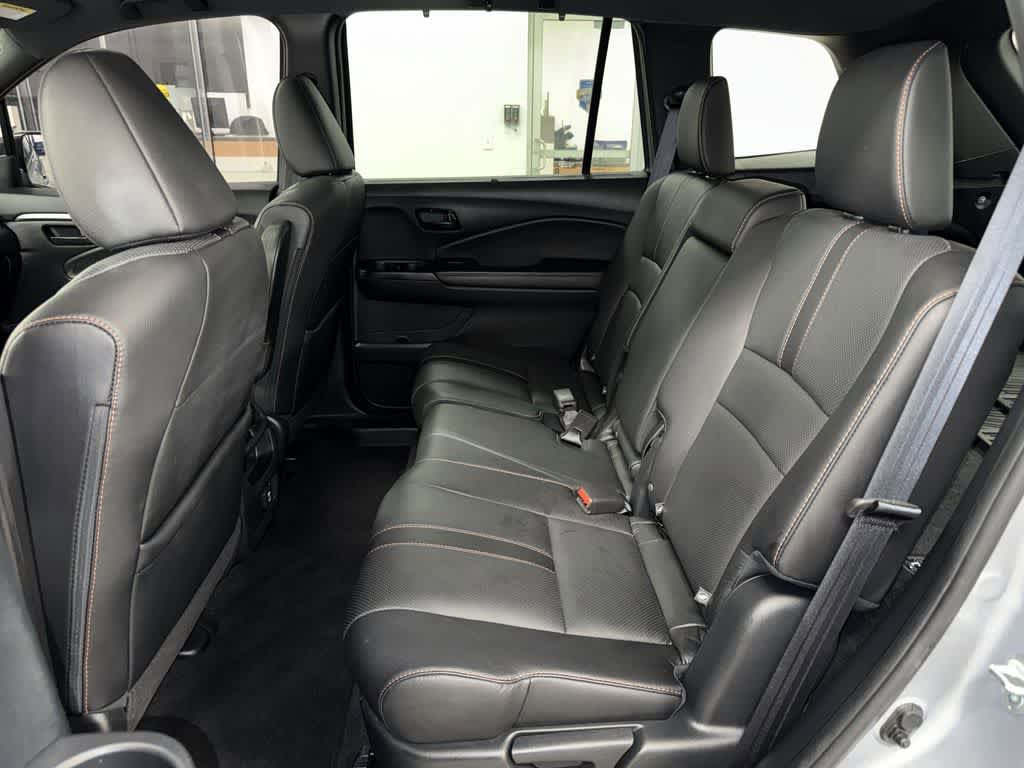 Used 2023 Honda Passport TrailSport image 17