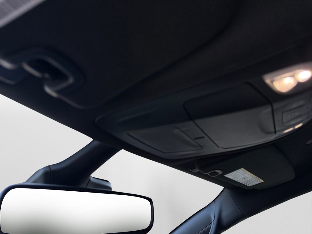 Used 2025 Chrysler Pacifica Select image 27