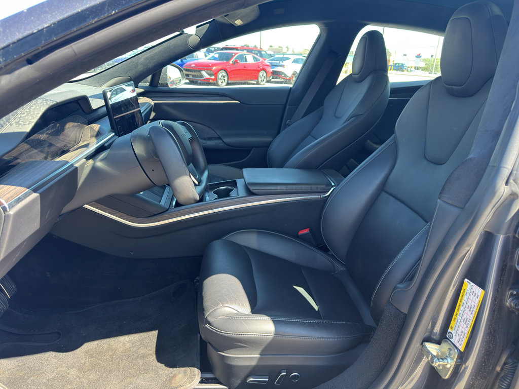 Used 2021 Tesla Model S Plaid image 9