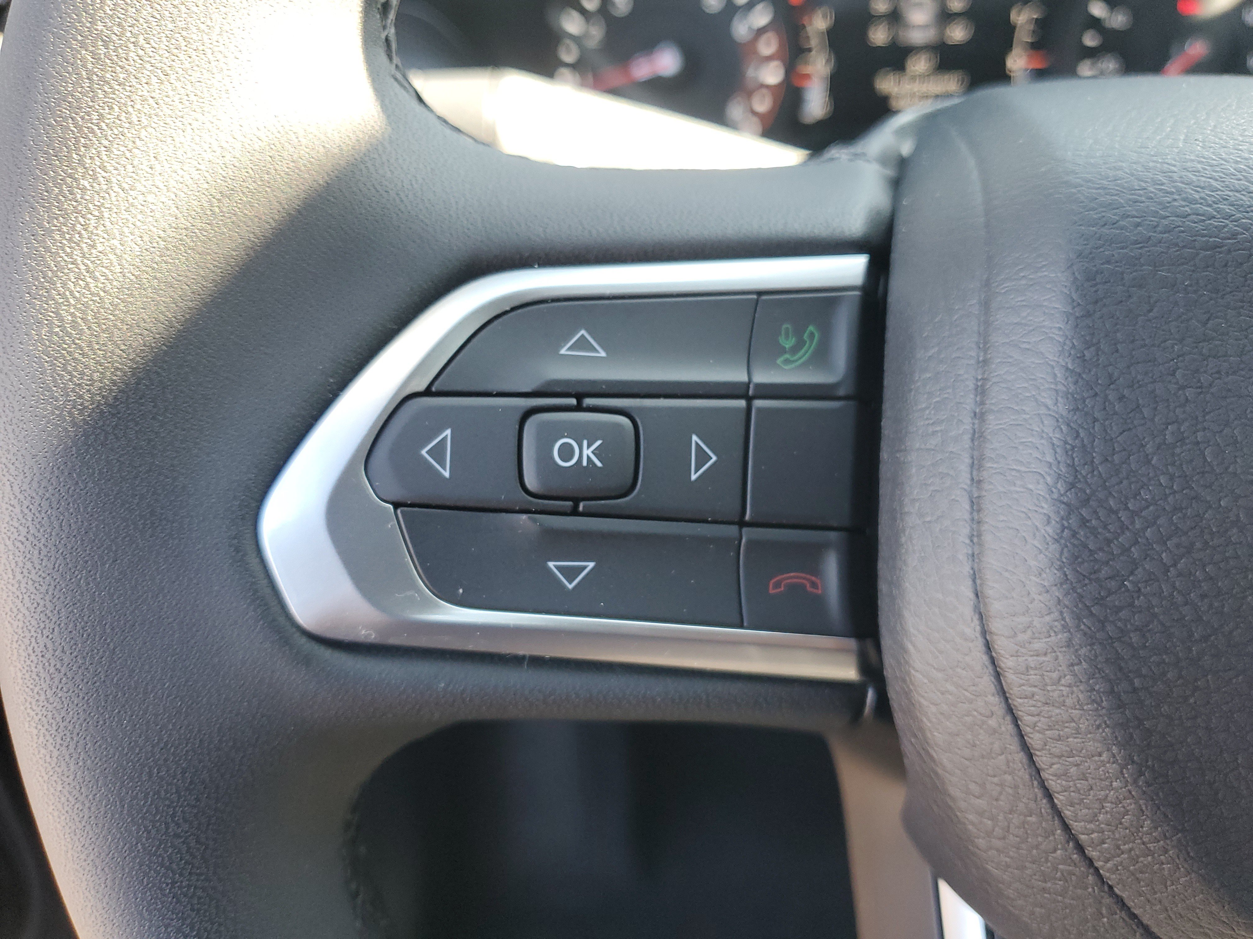 Used 2026 Jeep Compass Latitude AWD/4WD image 16