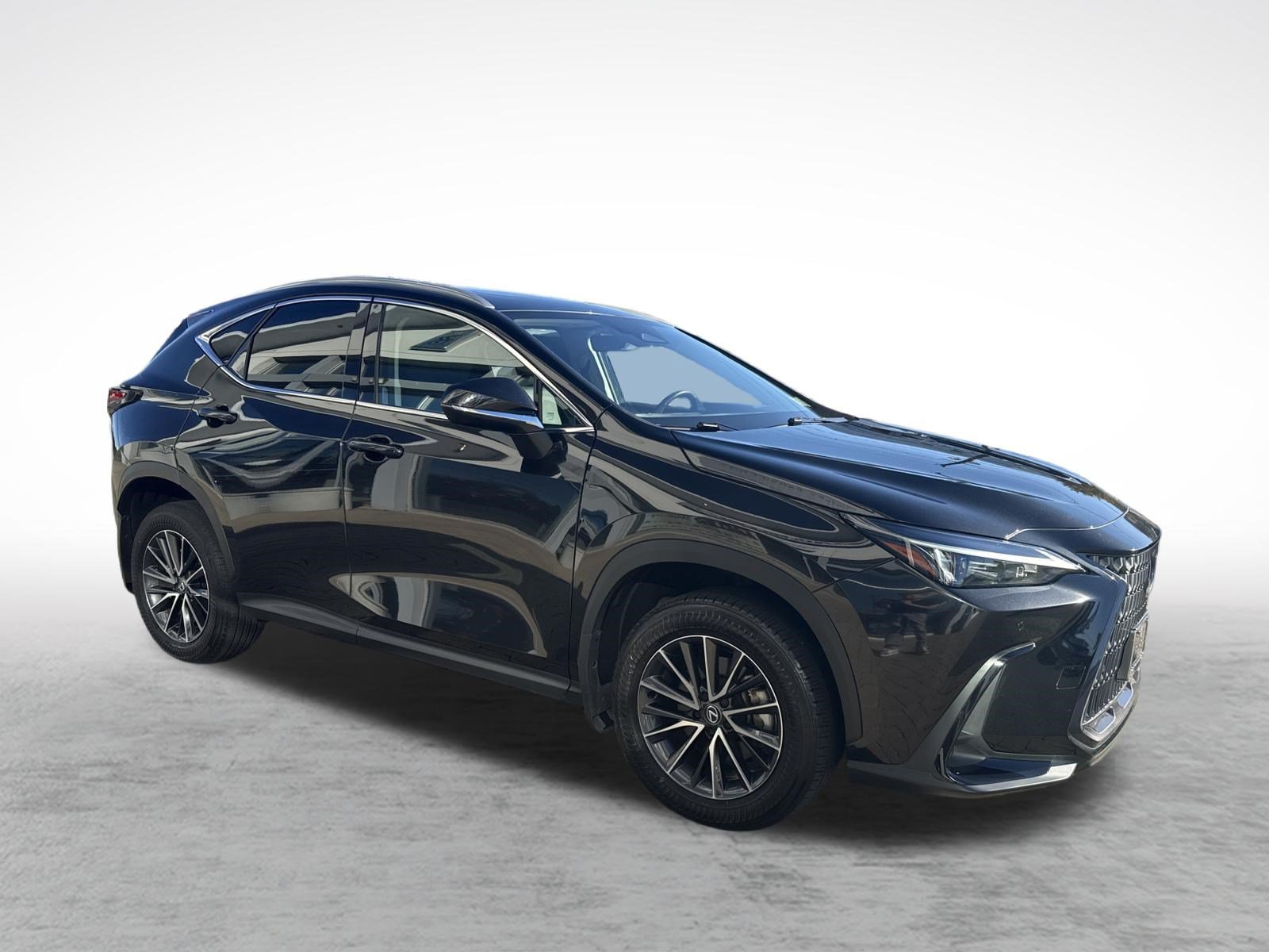 Used 2025 Lexus NX 350 AWD w/ Accessory Package (2T) image 8