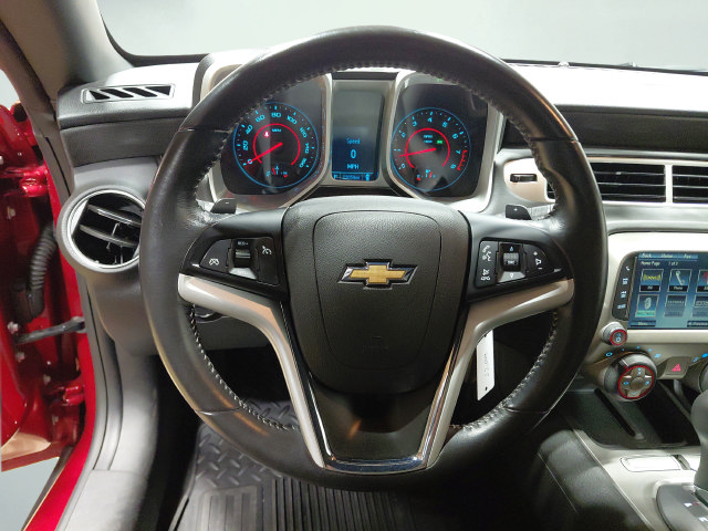 Used 2015 Chevrolet Camaro LT RWD image 18