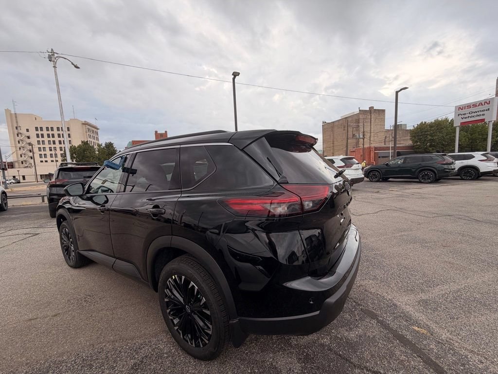 New 2026 Nissan Rogue Dark Armor FWD image 3