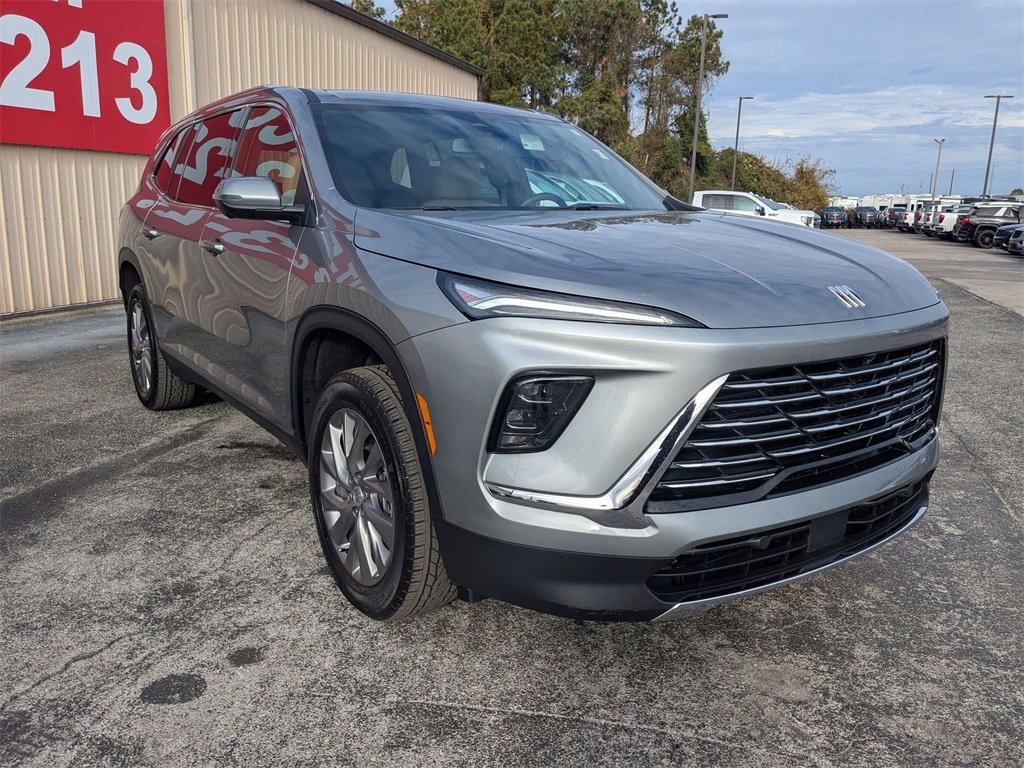 Certified 2025 Buick Enclave Preferred w/ Power Package image 7