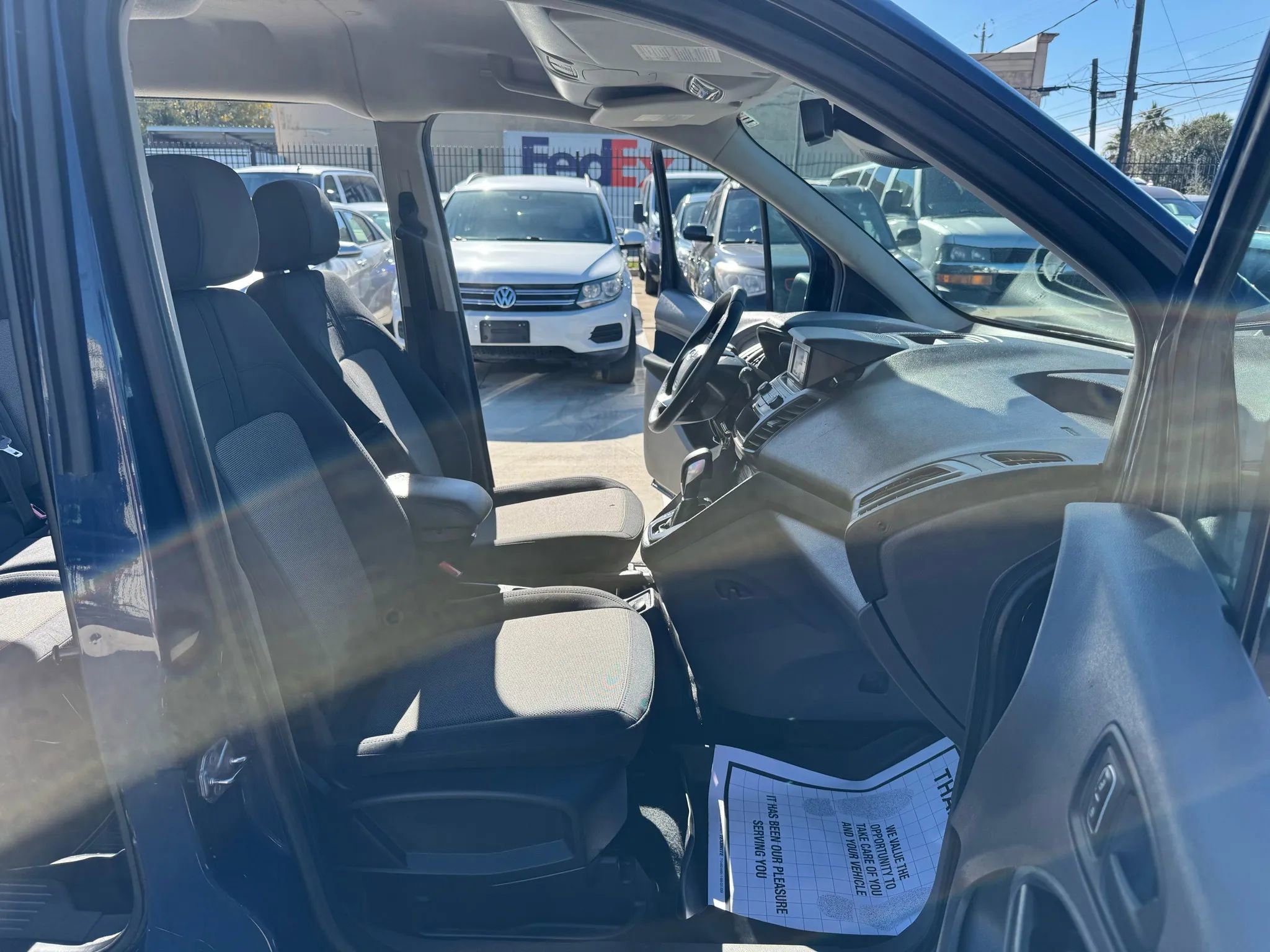 Used 2020 Ford Transit Connect XL image 34