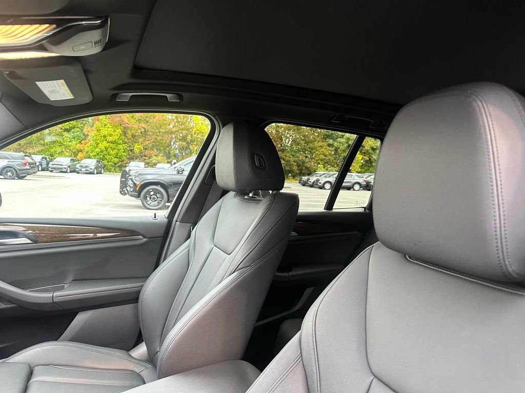 Used 2018 BMW X3 xDrive30i w/ Convenience Package image 16