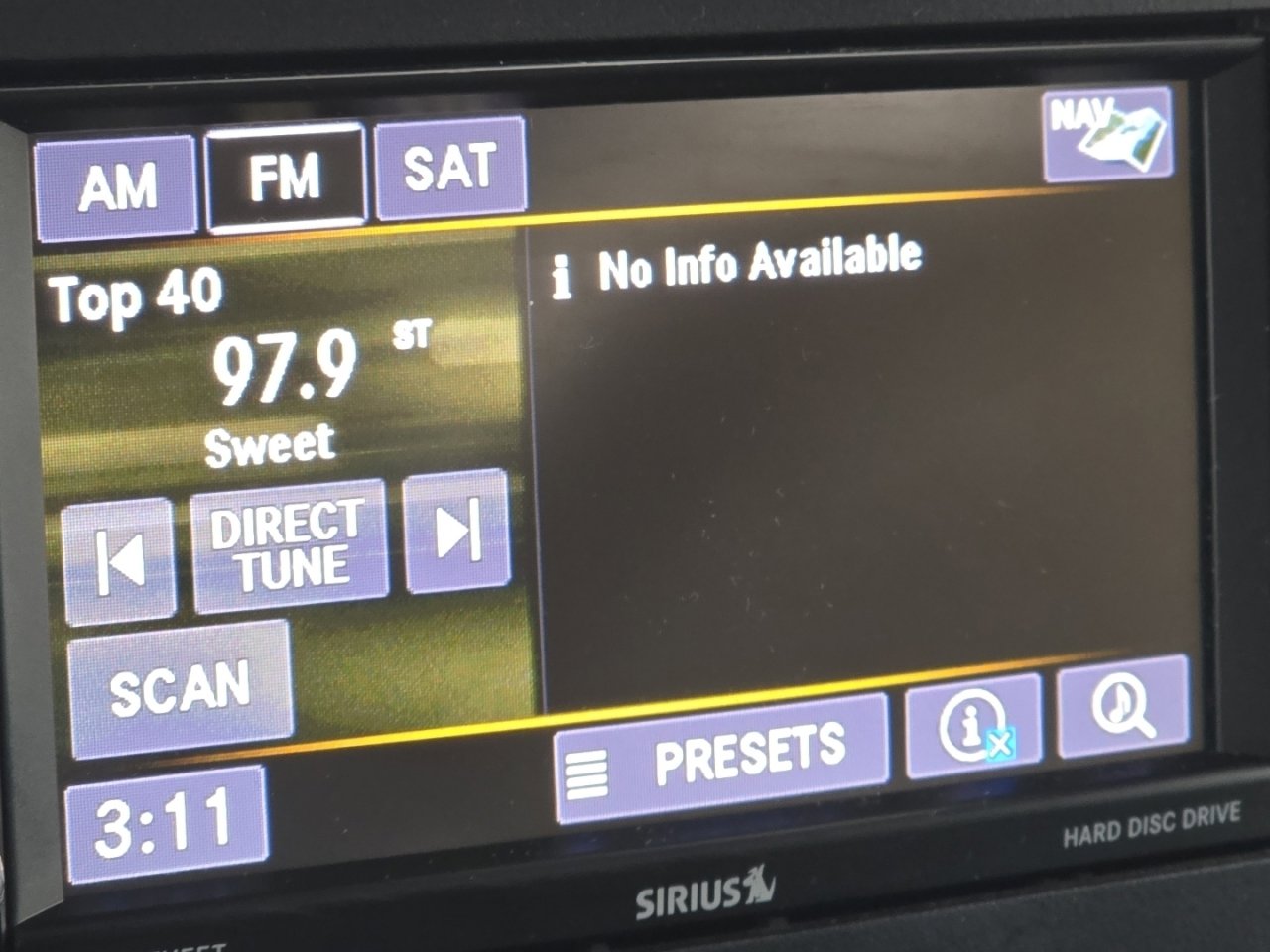 Used 2018 Jeep Wrangler Sahara w/ Connectivity Group image 31