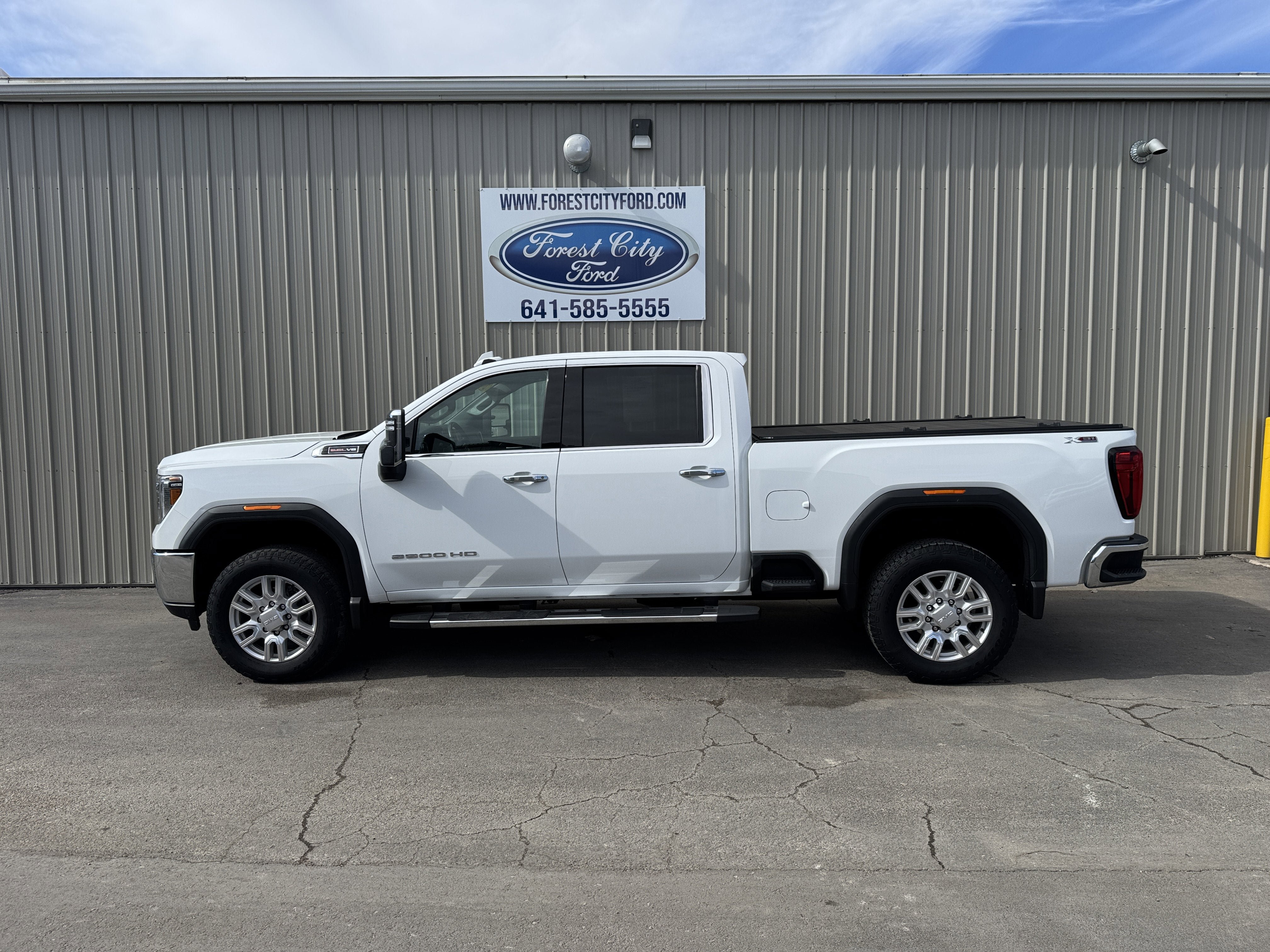 Used 2020 GMC Sierra 2500 SLT w/ SLT Convenience Package image 1